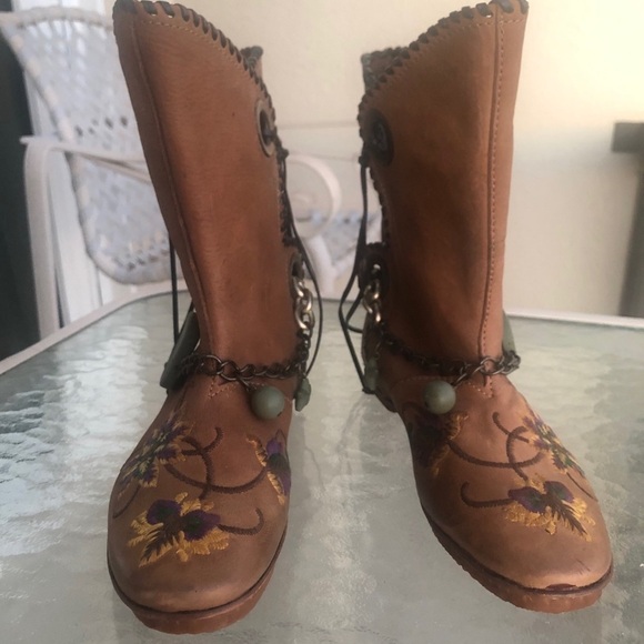 Anthropologie AREA FORTE Italian Embroidered Leather Boots NEW - Picture 5 of 15
